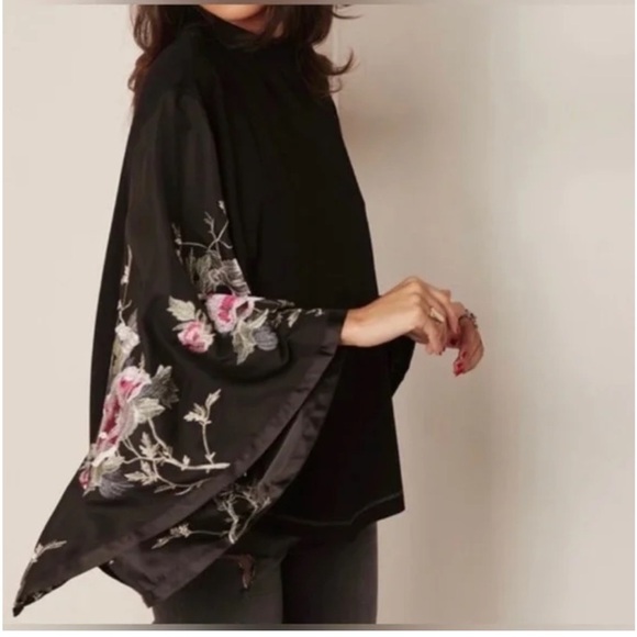 NWT Free People Sydney‎ Tuesday Kimono Blouse Top Embroidered Oversized Small - Picture 1 of 16